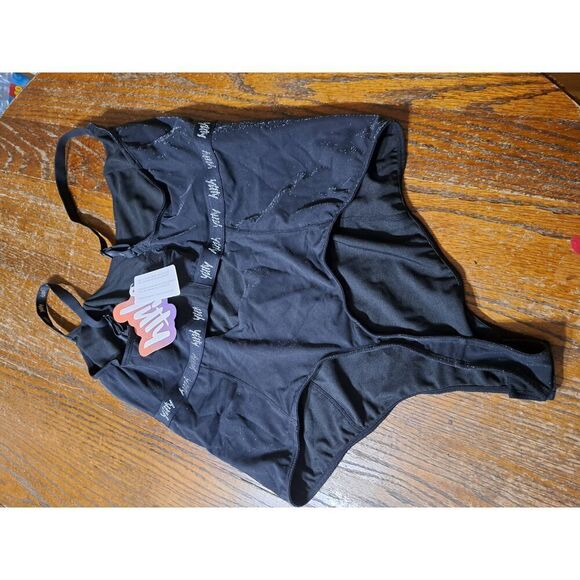 New 3X Fabletic Shimmered Iconic Black Spotlight Shaping Demi Cup Thong Bodysuit - Picture 10 of 11